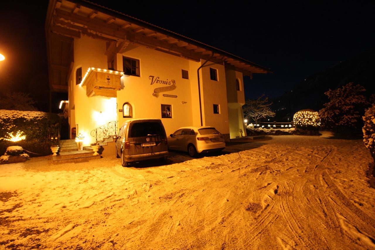 Vronis Waldhaus Adults Only Aparthotel Mayrhofen Exteriör bild